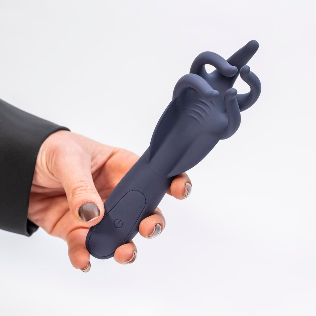 FEDERICA LA MANO AMICA